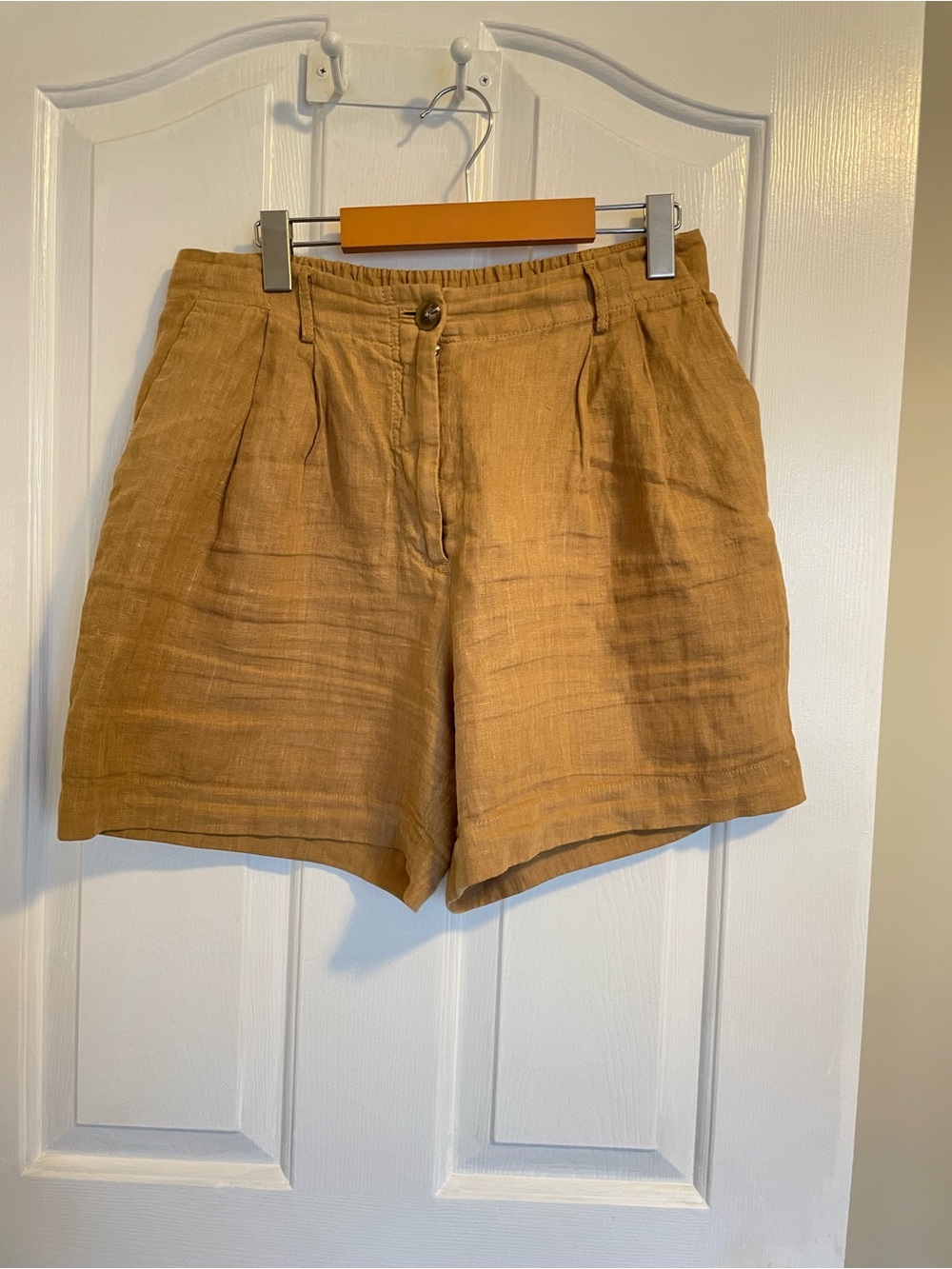Massimo Dutti Women's Pleated High-Waist Shorts - Camel Brown